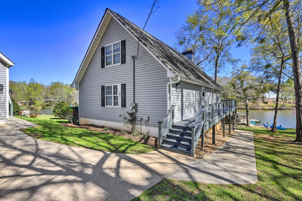 Lakefront Eatonton Home Boat Dock And Fire Pit מראה חיצוני תמונה