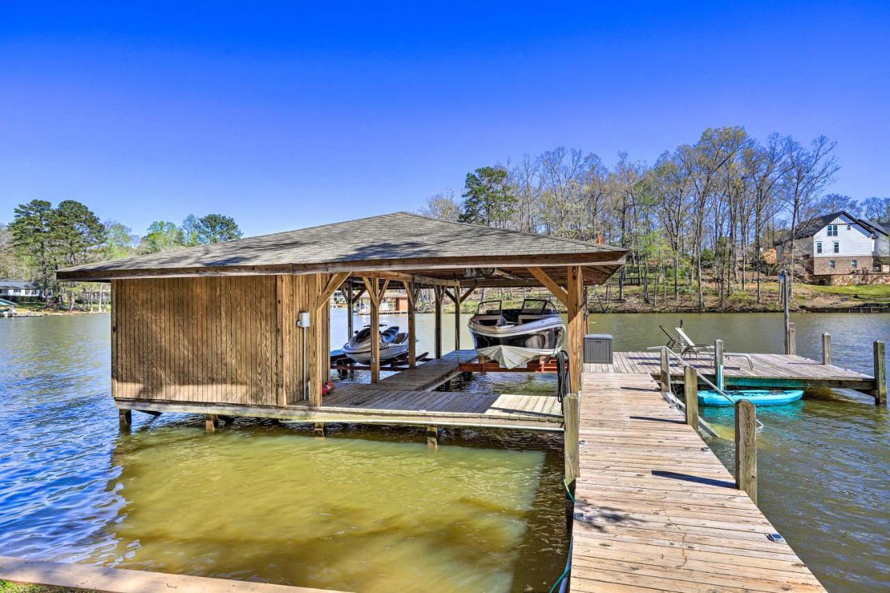 Lakefront Eatonton Home Boat Dock And Fire Pit מראה חיצוני תמונה